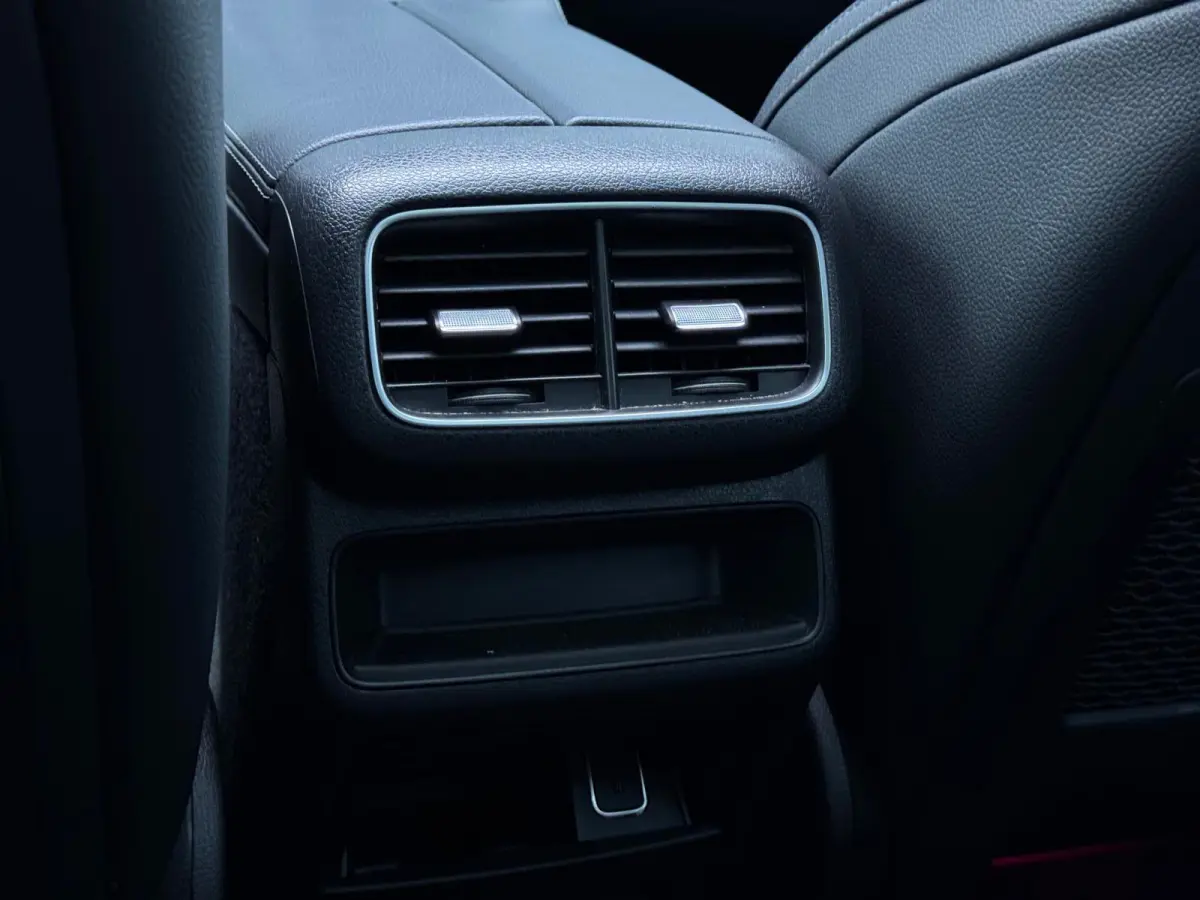 350 e 4MATIC Premium Plus | AMG | PANO | 360 | HUD