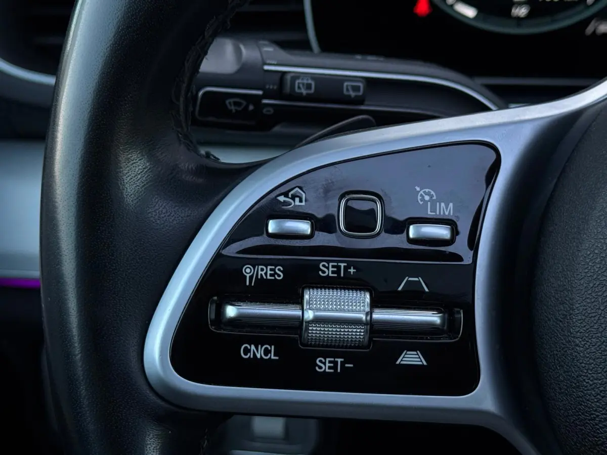 350 e 4MATIC Premium Plus | AMG | PANO | 360 | HUD