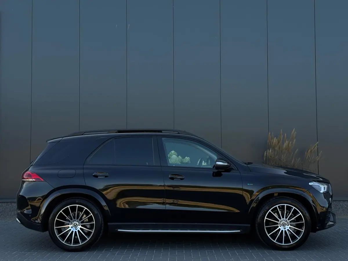 350 e 4MATIC Premium Plus | AMG | PANO | 360 | HUD
