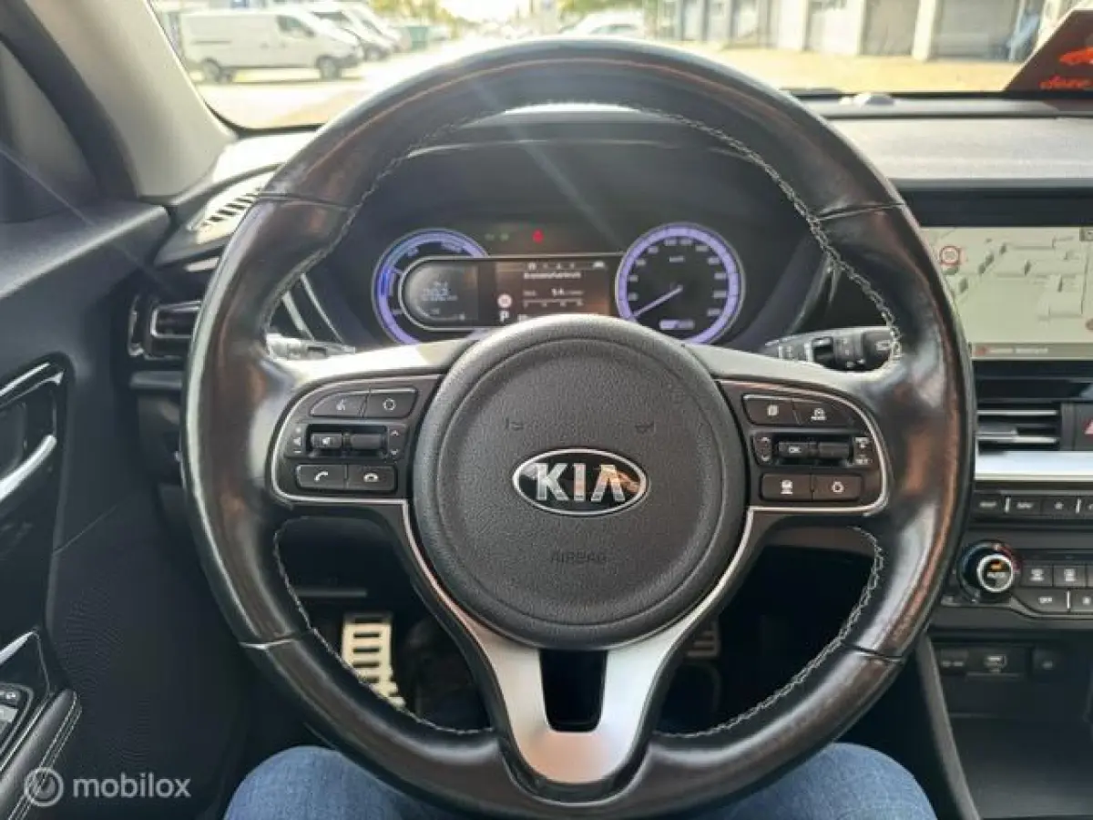 1.6 GDi Hybrid DynamicPlusLine , Navigatie, + Camera achter , Stoel & Stuur verwarming , Lane assist , Brake assist , Dode hoek detectie 18 inch velgen & 4 seizoenen banden , Door ons nieuw 