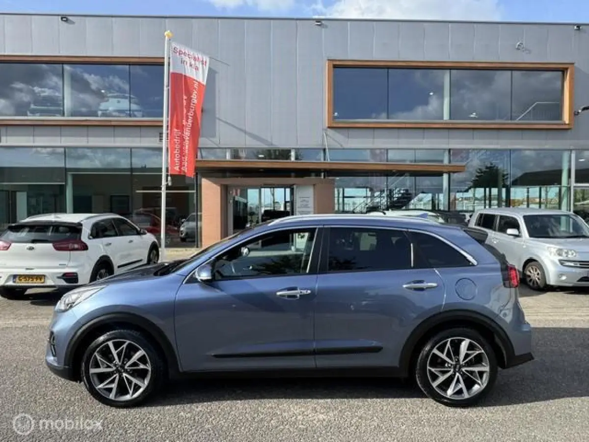 1.6 GDi Hybrid DynamicPlusLine , Navigatie, + Camera achter , Stoel & Stuur verwarming , Lane assist , Brake assist , Dode hoek detectie 18 inch velgen & 4 seizoenen banden , Door ons nieuw 