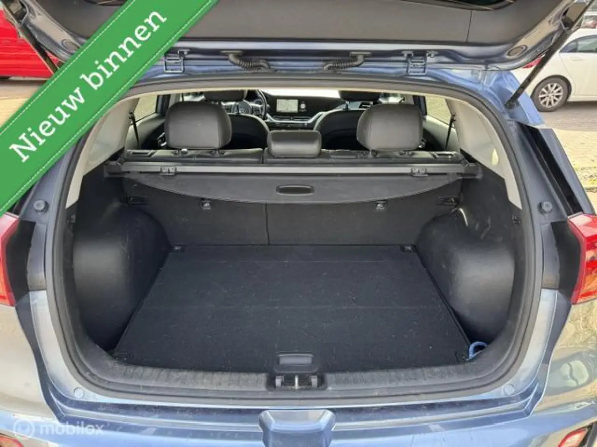 1.6 GDi Hybrid DynamicPlusLine , Navigatie, + Camera achter , Stoel & Stuur verwarming , Lane assist , Brake assist , Dode hoek detectie 18 inch velgen & 4 seizoenen banden , Door ons nieuw 