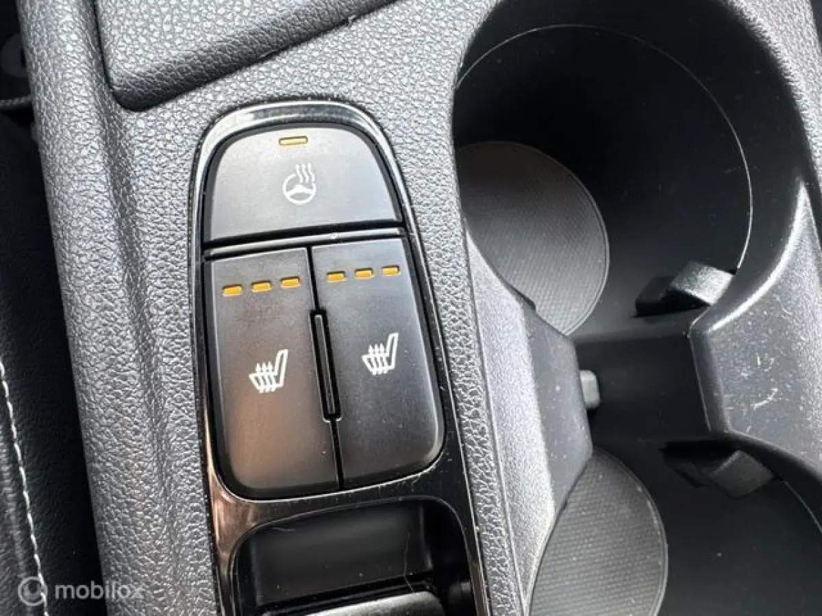 1.6 GDi Hybrid DynamicPlusLine , Navigatie, + Camera achter , Stoel & Stuur verwarming , Lane assist , Brake assist , Dode hoek detectie 18 inch velgen & 4 seizoenen banden , Door ons nieuw 