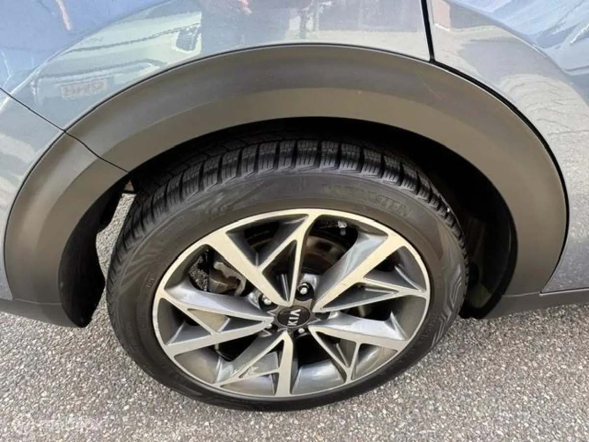 1.6 GDi Hybrid DynamicPlusLine , Navigatie, + Camera achter , Stoel & Stuur verwarming , Lane assist , Brake assist , Dode hoek detectie 18 inch velgen & 4 seizoenen banden , Door ons nieuw 