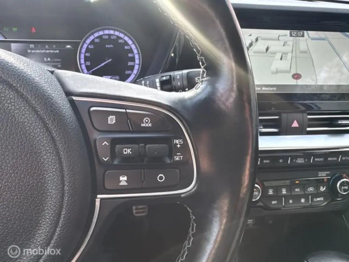 1.6 GDi Hybrid DynamicPlusLine , Navigatie, + Camera achter , Stoel & Stuur verwarming , Lane assist , Brake assist , Dode hoek detectie 18 inch velgen & 4 seizoenen banden , Door ons nieuw 