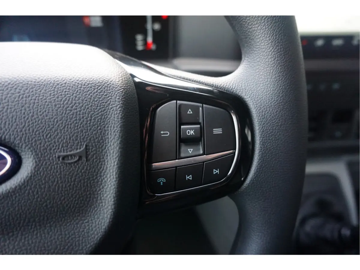 280S 2.0 TDCI 136PK L1H1 Trend Automaat Airco | Cruise | Camera | Apple CP-Android auo