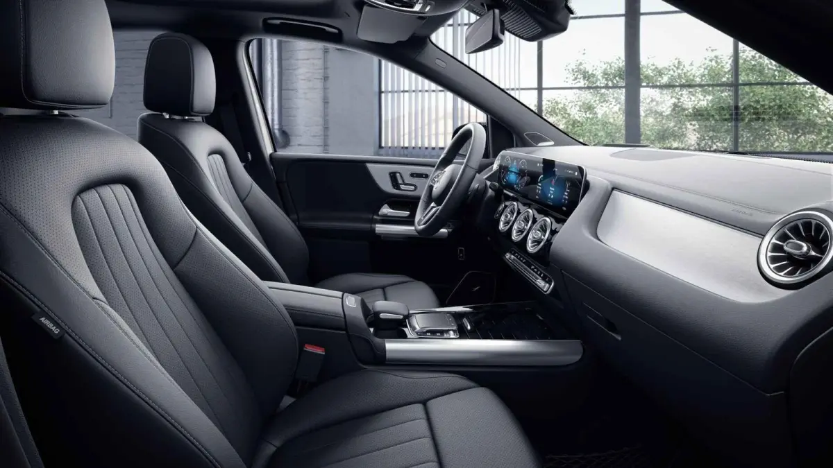 250 4MATIC Premium Plus | Trekhaak | Panoramadak | Burmester | Head Up display | Night | 360 graden camera |