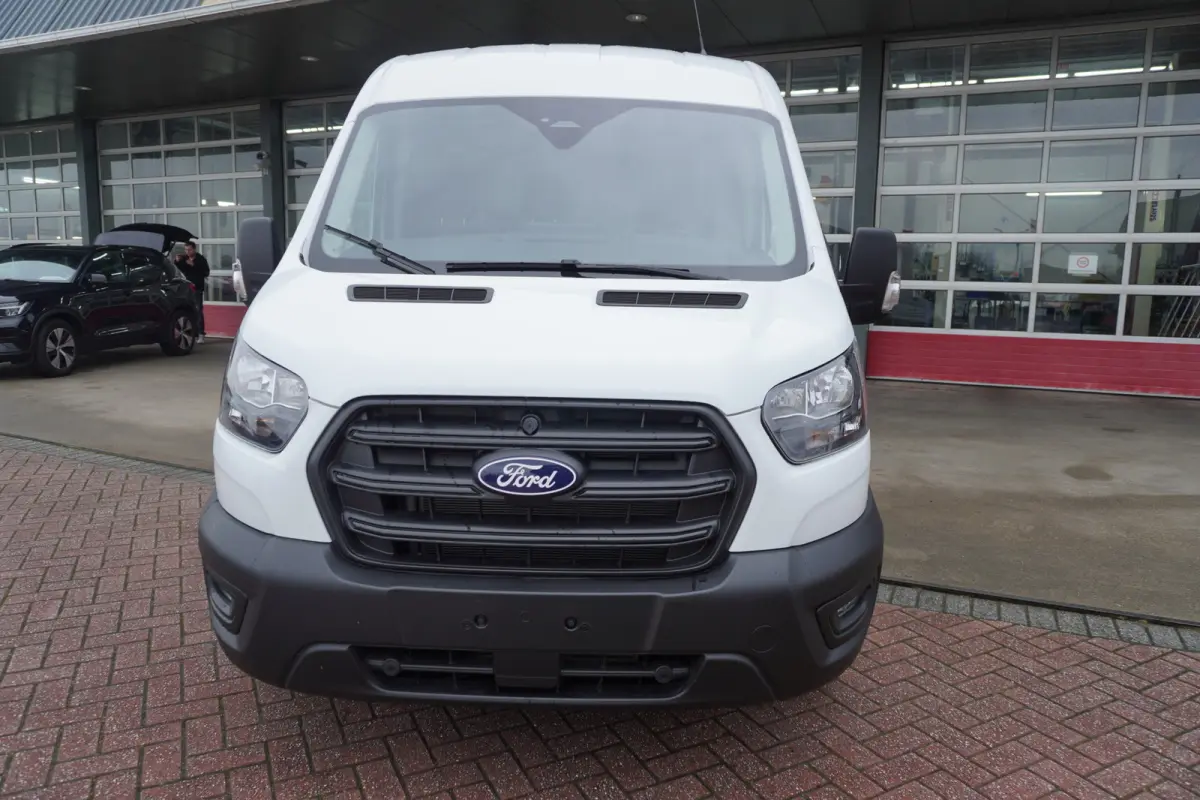 350 2.0 TDCI 130PK L3H2 Trend Nr. V137 | Airco | Cruise | Trekhaak | Apple cp-Android auto