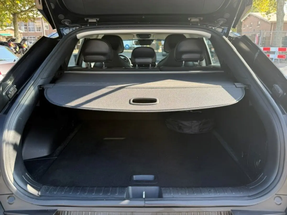 Plus 77.4 kWh Trekhaak Navi Keyless LED Nieuwstaat!!