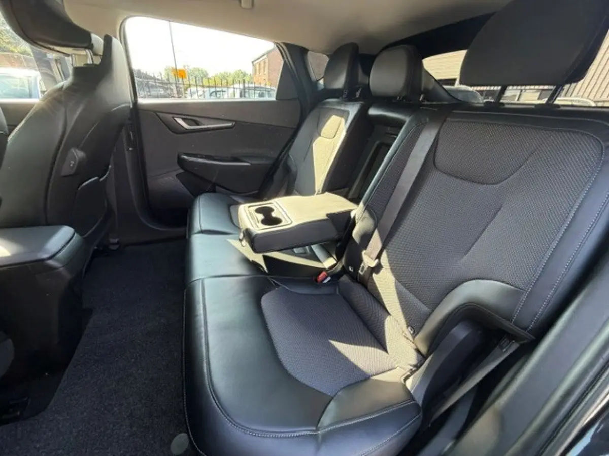 Plus 77.4 kWh Trekhaak Navi Keyless LED Nieuwstaat!!