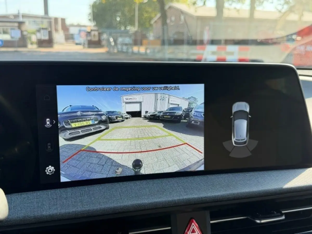 Plus 77.4 kWh Trekhaak Navi Keyless LED Nieuwstaat!!