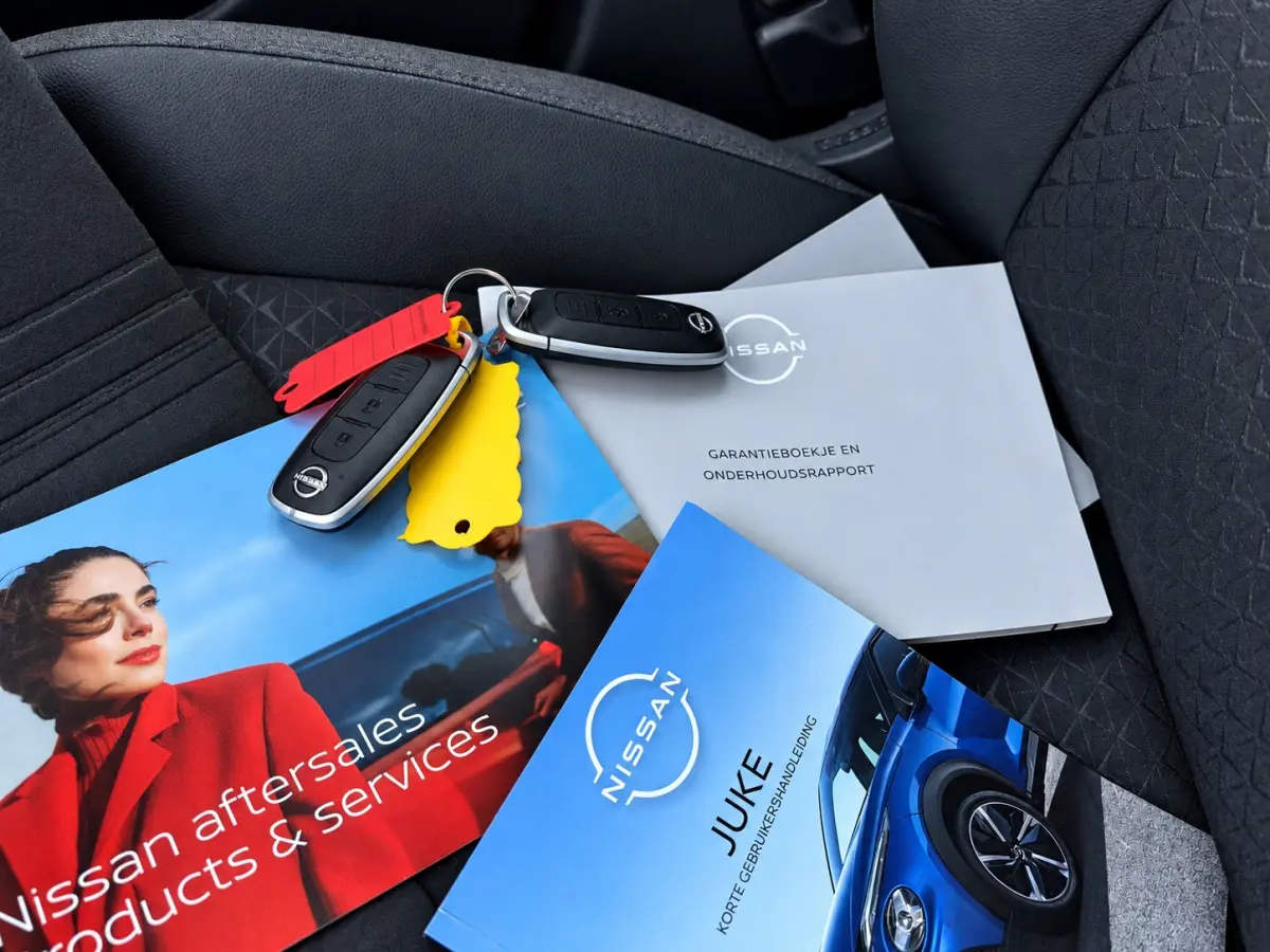 1.6 Hybrid N-Connecta Automaat | Apple Carplay/Android | Cruise control | Navi | Led | Parkeersens