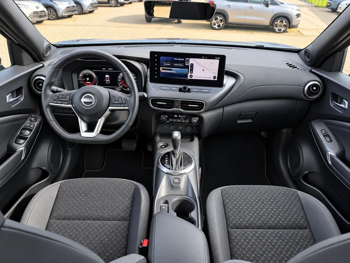 1.6 Hybrid N-Connecta Automaat | Apple Carplay/Android | Cruise control | Navi | Led | Parkeersens