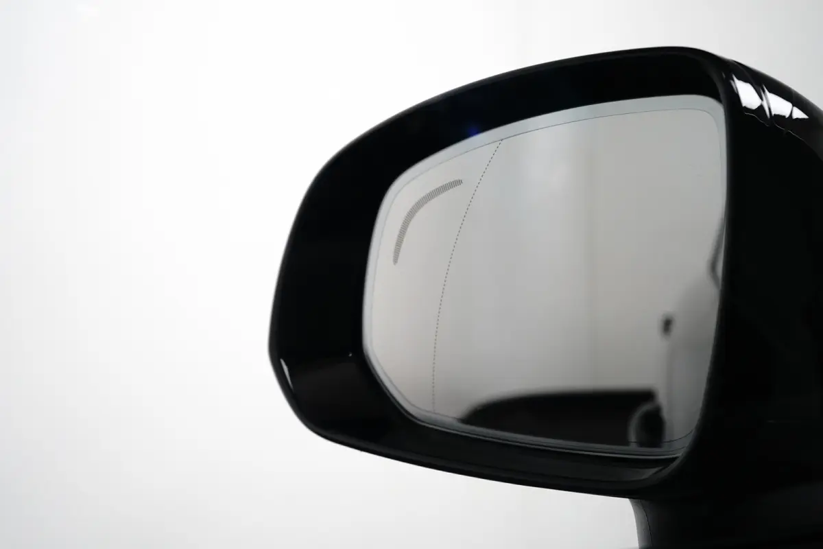 2.0 T8 Plug-in hybrid AWD Ultra Black Edition | Luchtvering | Trekhaak | Bowers&Wilkins | Massage/ventilatie | 22" Velgen