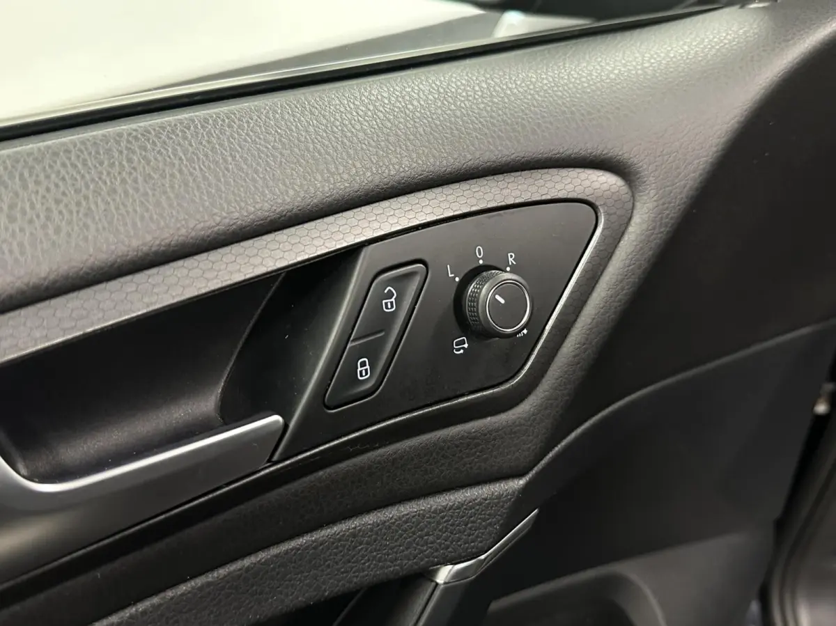 2.0 TSI 7.5 GTI PANO CARPLAY NAVI TREKHAAK.