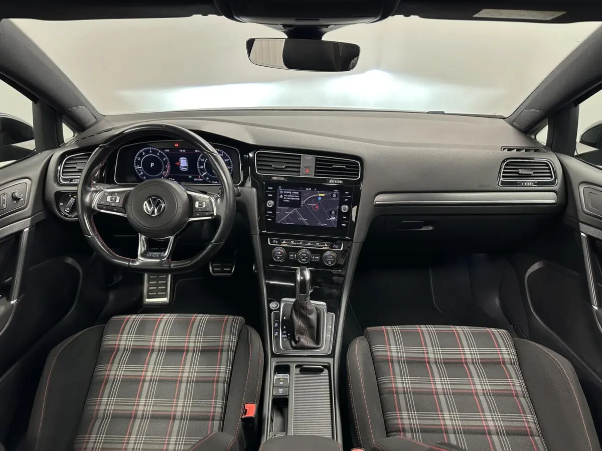2.0 TSI 7.5 GTI PANO CARPLAY NAVI TREKHAAK.