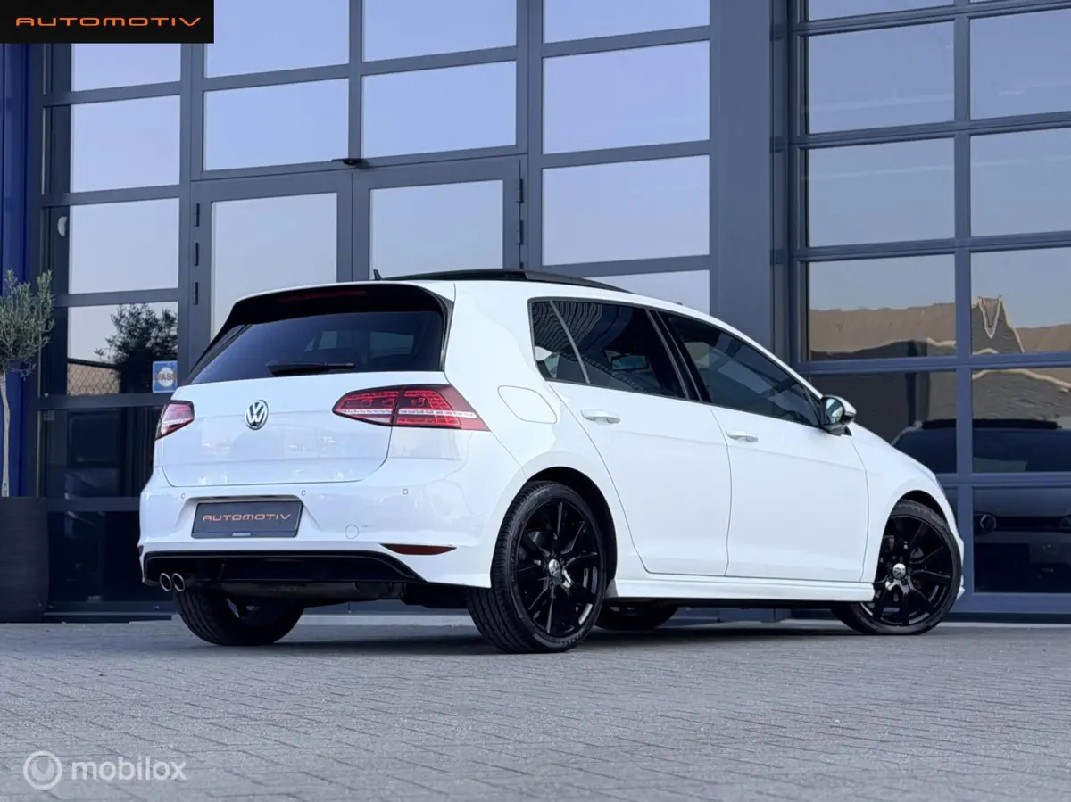 1.4 TSI DSG / 3X R line / PANO / XENON, LED