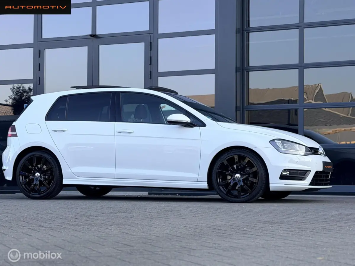 1.4 TSI DSG / 3X R line / PANO / XENON, LED