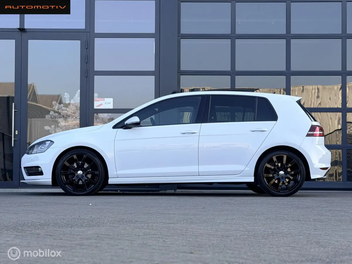 1.4 TSI DSG / 3X R line / PANO / XENON, LED