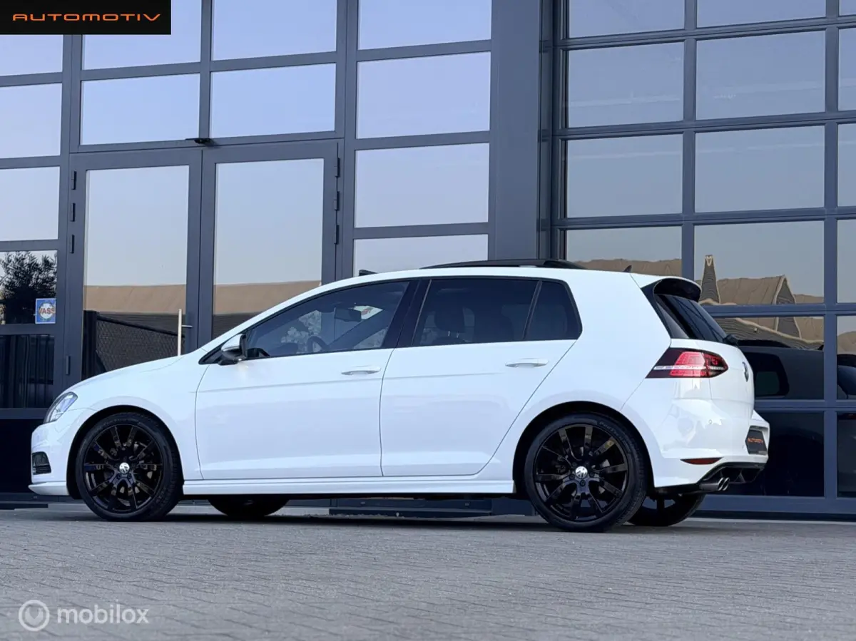 1.4 TSI DSG / 3X R line / PANO / XENON, LED