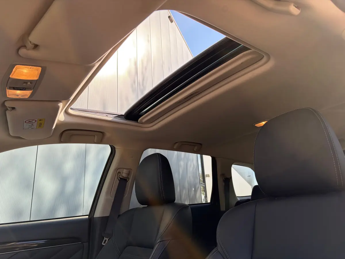 225pk PHEV Intense+ Automaat | Trekhaak 1500 kg geremd | Elektrisch glazen schuif-/kanteldak | Airco | Bluetooth | Automaat | Voorstoelen verwarmd | Achteruitrijcamera | Bluetooth | Cruise c