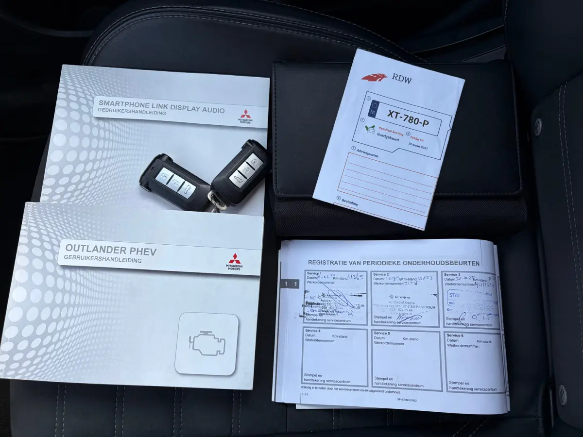225pk PHEV Intense+ Automaat | Trekhaak 1500 kg geremd | Elektrisch glazen schuif-/kanteldak | Airco | Bluetooth | Automaat | Voorstoelen verwarmd | Achteruitrijcamera | Bluetooth | Cruise c