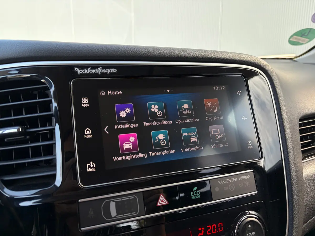 225pk PHEV Intense+ Automaat | Trekhaak 1500 kg geremd | Elektrisch glazen schuif-/kanteldak | Airco | Bluetooth | Automaat | Voorstoelen verwarmd | Achteruitrijcamera | Bluetooth | Cruise c