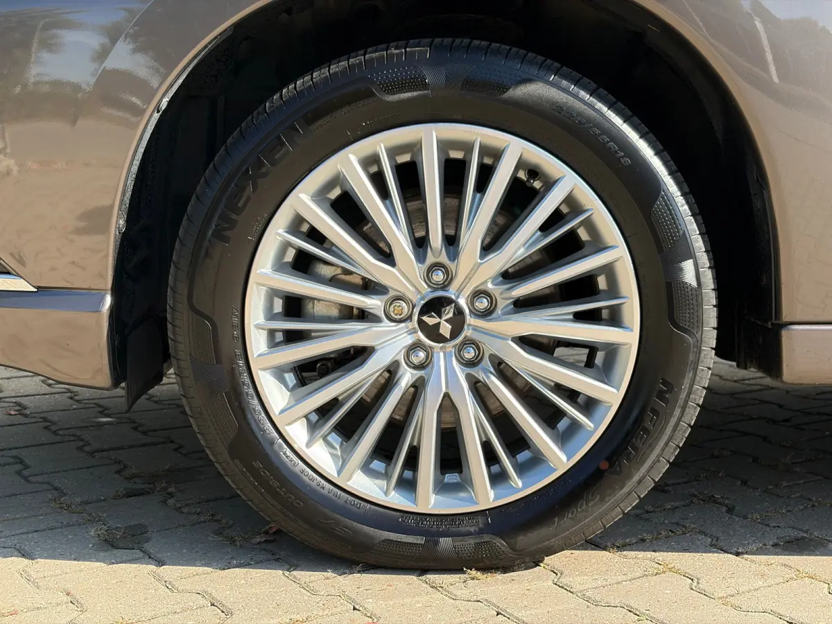 225pk PHEV Intense+ Automaat | Trekhaak 1500 kg geremd | Elektrisch glazen schuif-/kanteldak | Airco | Bluetooth | Automaat | Voorstoelen verwarmd | Achteruitrijcamera | Bluetooth | Cruise c