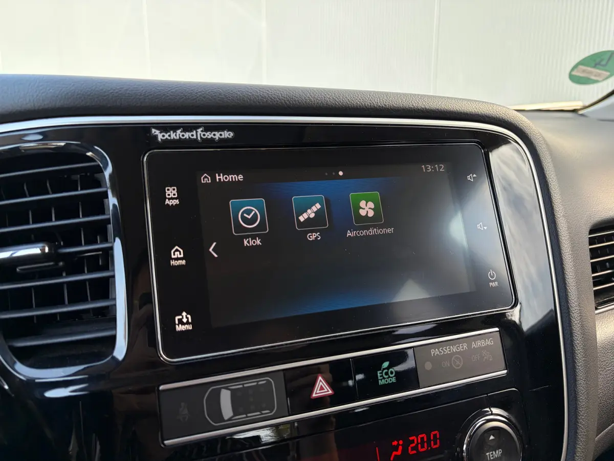 225pk PHEV Intense+ Automaat | Trekhaak 1500 kg geremd | Elektrisch glazen schuif-/kanteldak | Airco | Bluetooth | Automaat | Voorstoelen verwarmd | Achteruitrijcamera | Bluetooth | Cruise c