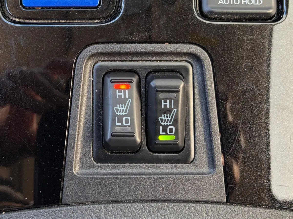 225pk PHEV Intense+ Automaat | Trekhaak 1500 kg geremd | Elektrisch glazen schuif-/kanteldak | Airco | Bluetooth | Automaat | Voorstoelen verwarmd | Achteruitrijcamera | Bluetooth | Cruise c