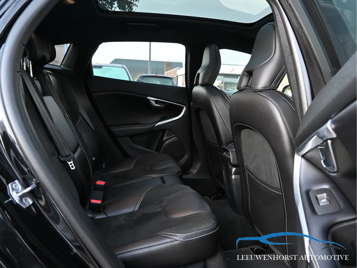 1.5 T3 Polar+ Sport, DAB, leer, stoelverw., keyless, panodak, NL-dealerauto