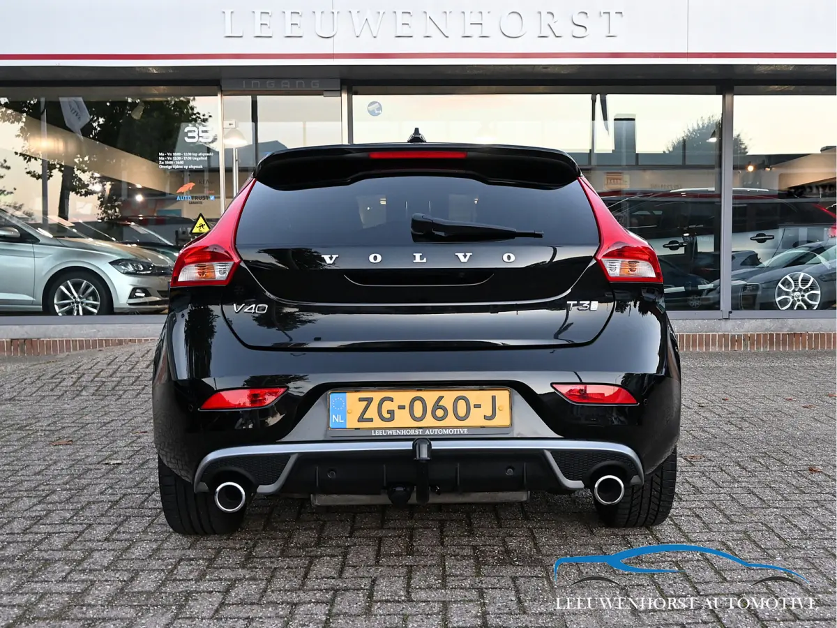 1.5 T3 Polar+ Sport, DAB, leer, stoelverw., keyless, panodak, NL-dealerauto