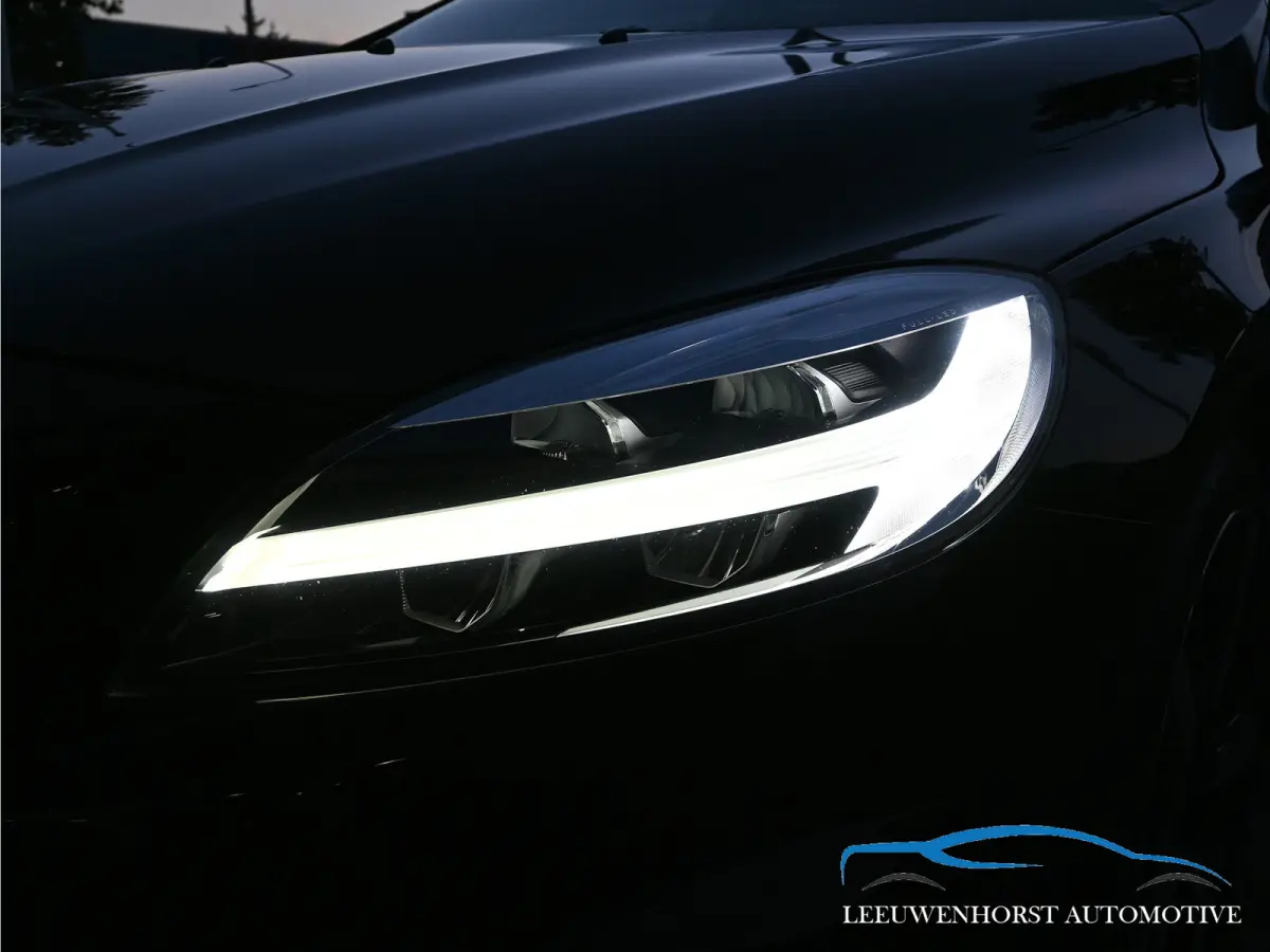 1.5 T3 Polar+ Sport, DAB, leer, stoelverw., keyless, panodak, NL-dealerauto