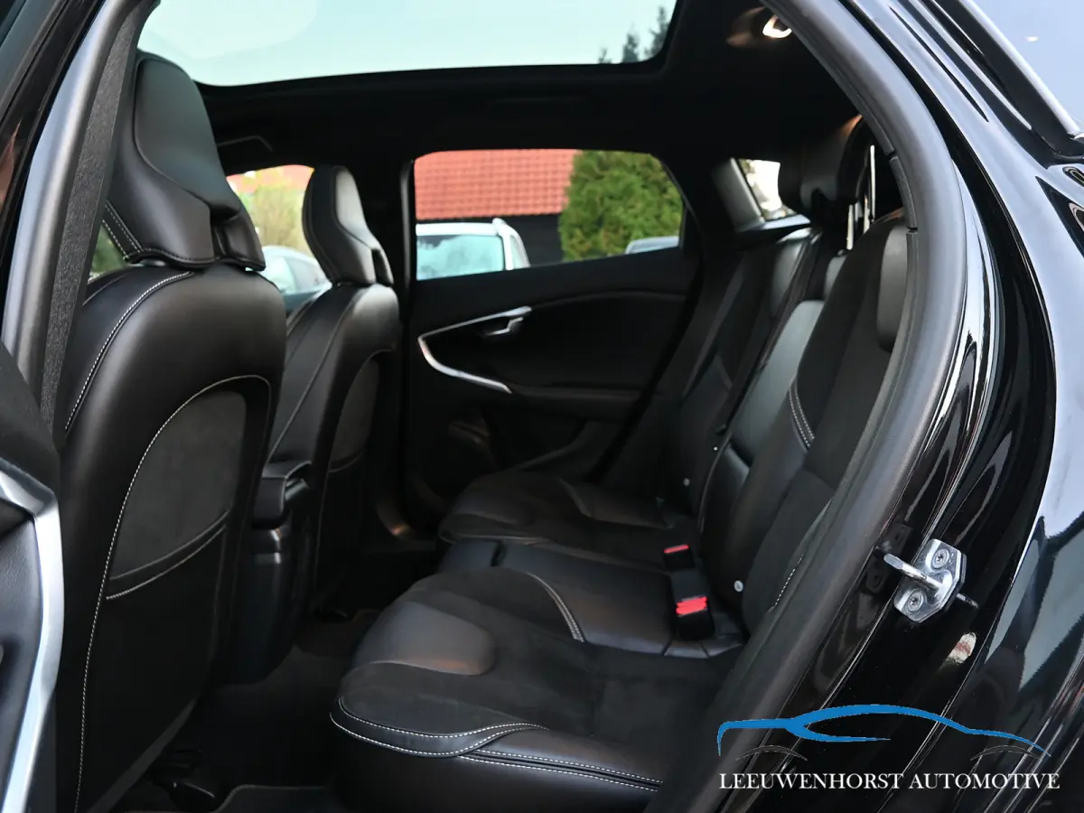 1.5 T3 Polar+ Sport, DAB, leer, stoelverw., keyless, panodak, NL-dealerauto