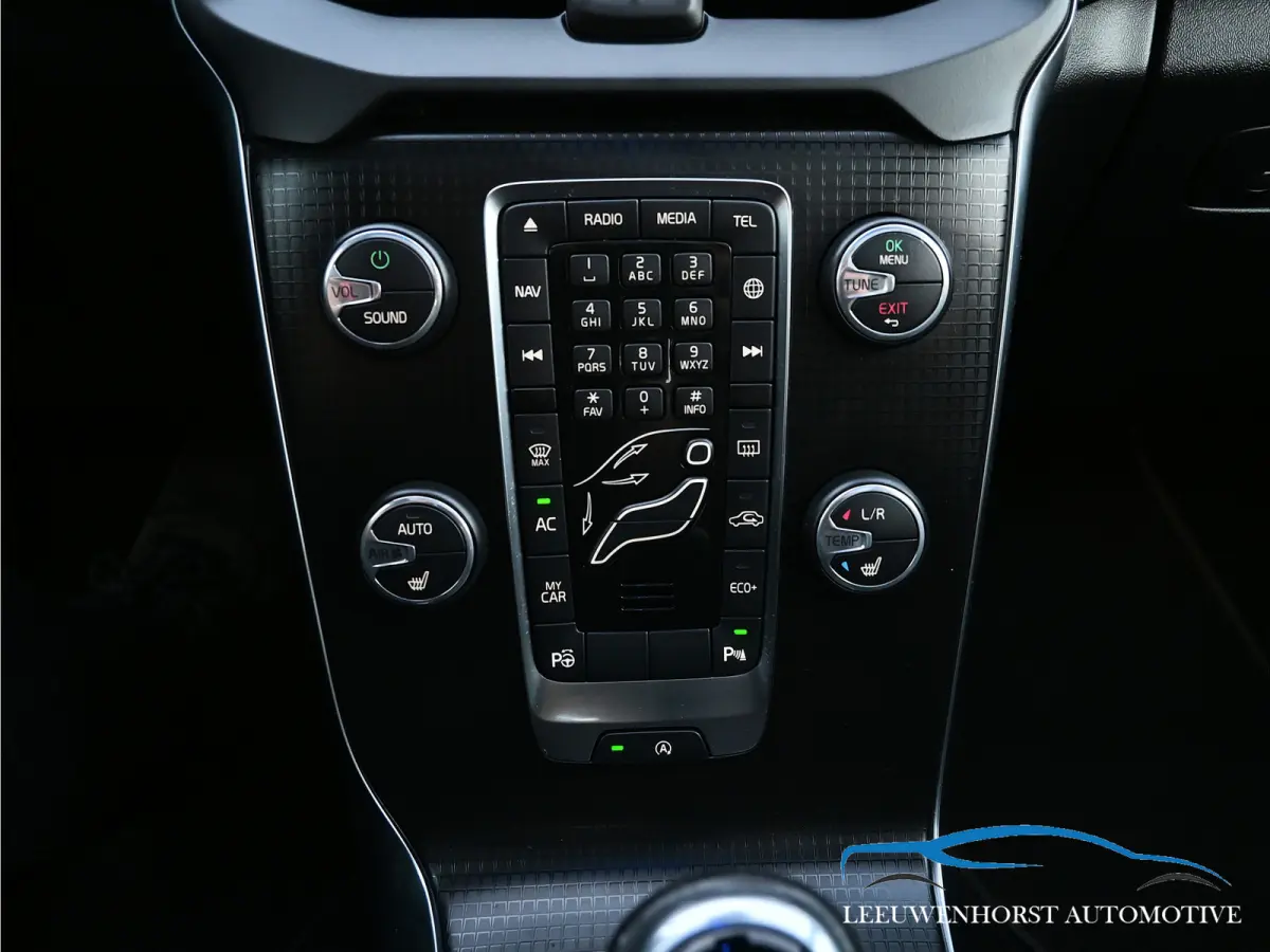 1.5 T3 Polar+ Sport, DAB, leer, stoelverw., keyless, panodak, NL-dealerauto