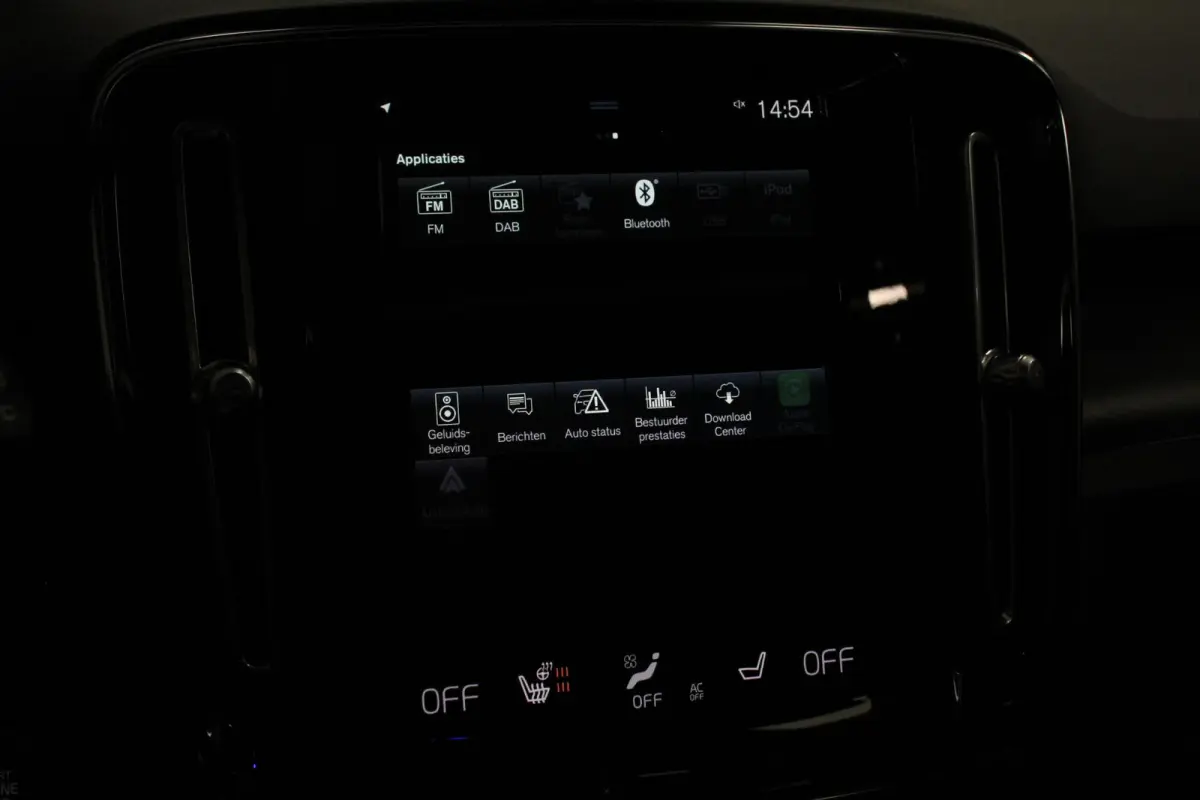 1.5 T5 Plug-in hybrid Ultimate Dark Electrische Glazen Panorama dak Navigatie Dab Led Adaptieve Cruise Control Camera Parkeer sensoren Lichtmetalen velgen