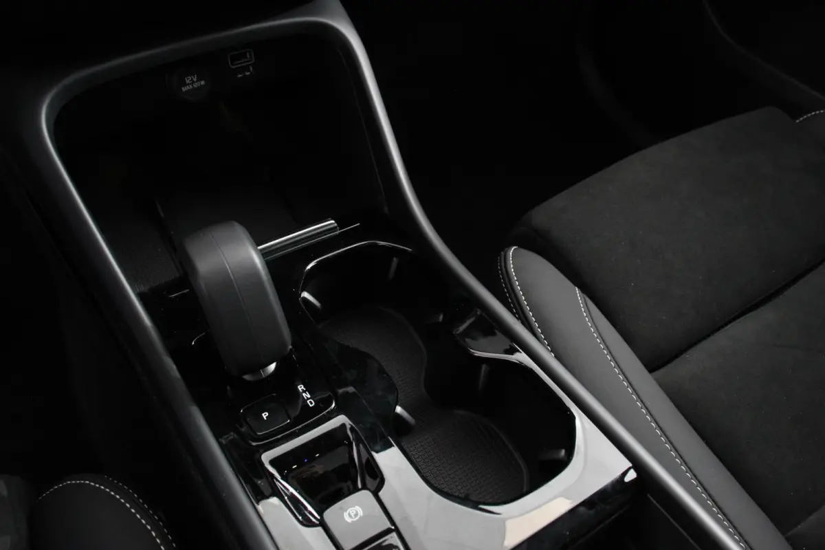 1.5 T5 Plug-in hybrid Ultimate Dark Electrische Glazen Panorama dak Navigatie Dab Led Adaptieve Cruise Control Camera Parkeer sensoren Lichtmetalen velgen