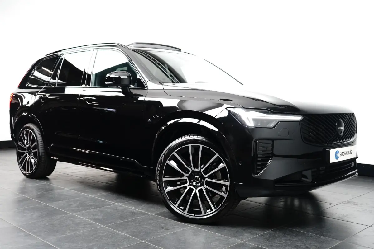 2.0 T8 Plug-in hybrid AWD Ultra Black Edition | Luchtvering | Bowers&Wilkins | Trekhaak | Massage/ventilatie | 22" Velgen