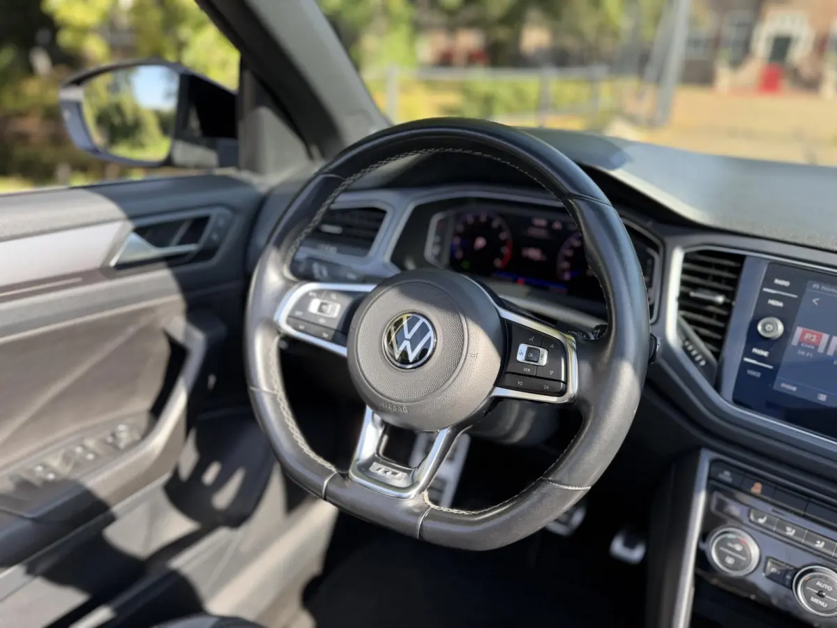 1.5 TSI R-Line | Camera | Keyless | Bliss | Virtual Cockpit |