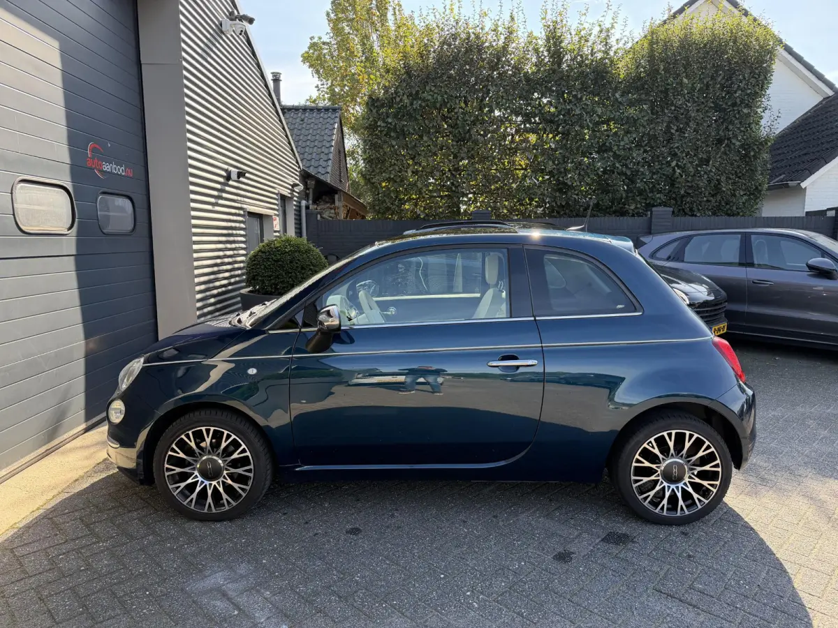 1.2 Lounge | Panoramadak | Navigatie | Parkeersensoren | DAB | Lichtmetalen Velgen |