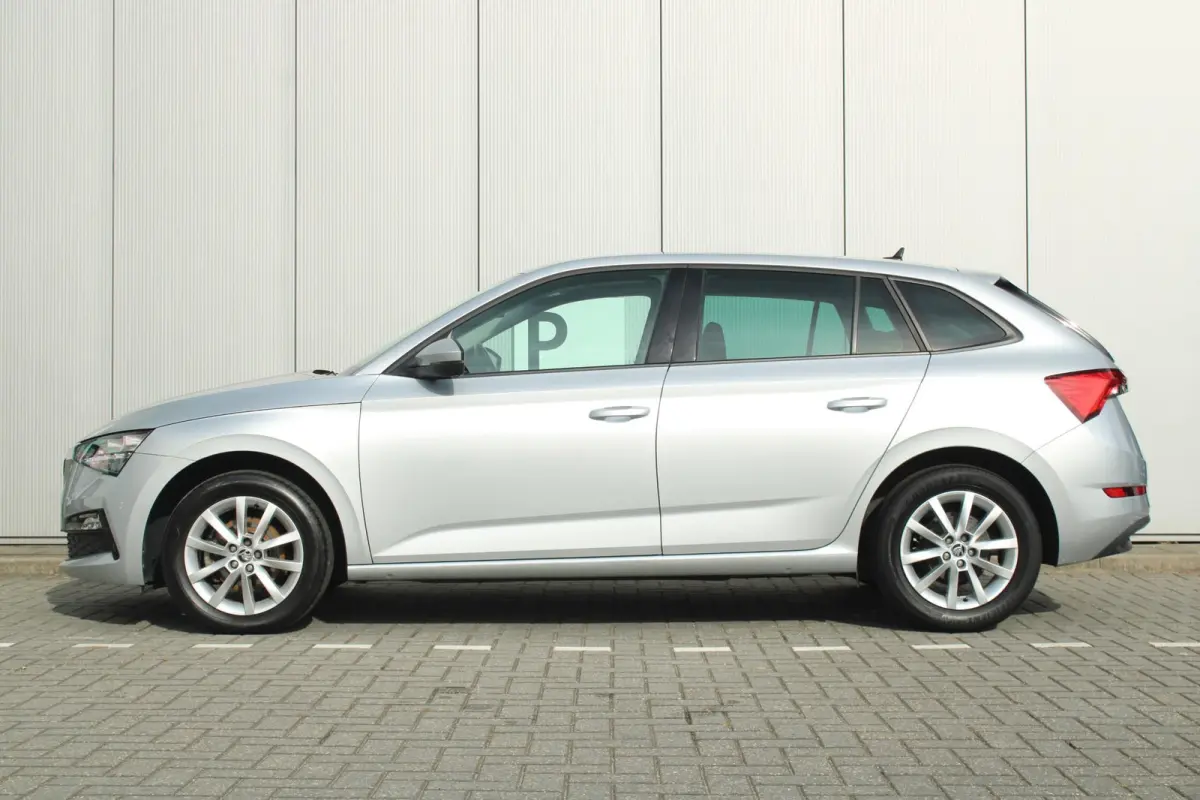 1.0 TSI 110pk Ambition | Cruise Control | Airco | Apple CarPlay / Android Auto | DAB+