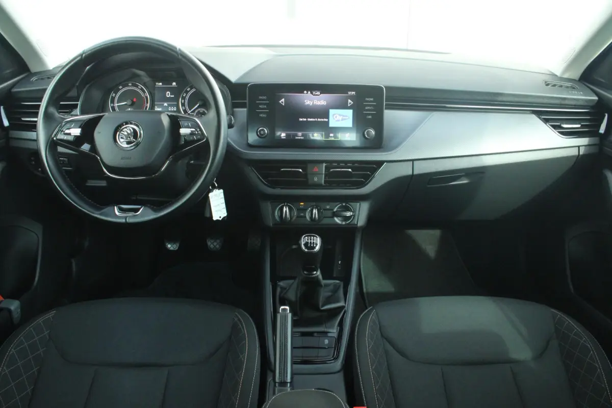1.0 TSI 110pk Ambition | Cruise Control | Airco | Apple CarPlay / Android Auto | DAB+