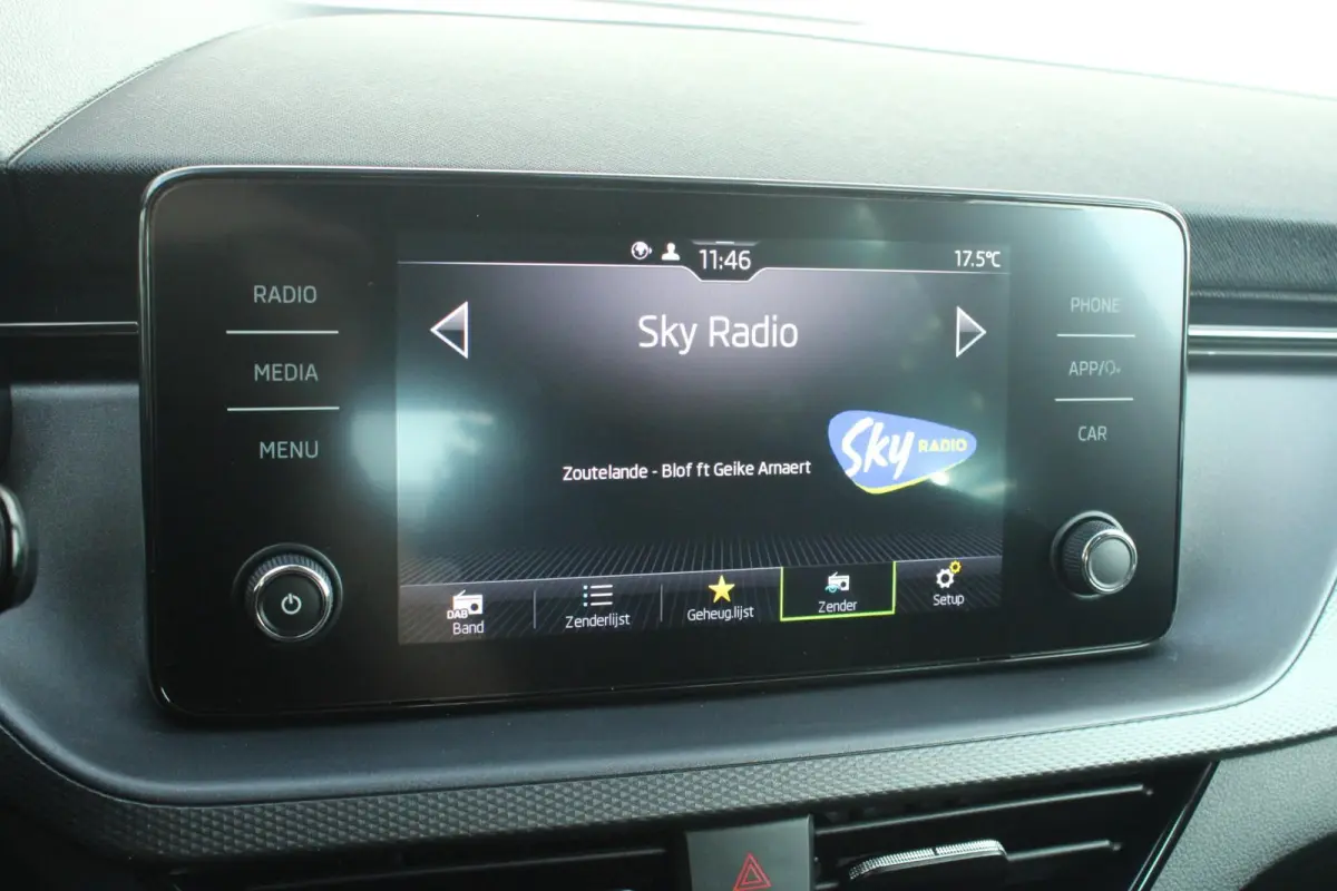 1.0 TSI 110pk Ambition | Cruise Control | Airco | Apple CarPlay / Android Auto | DAB+