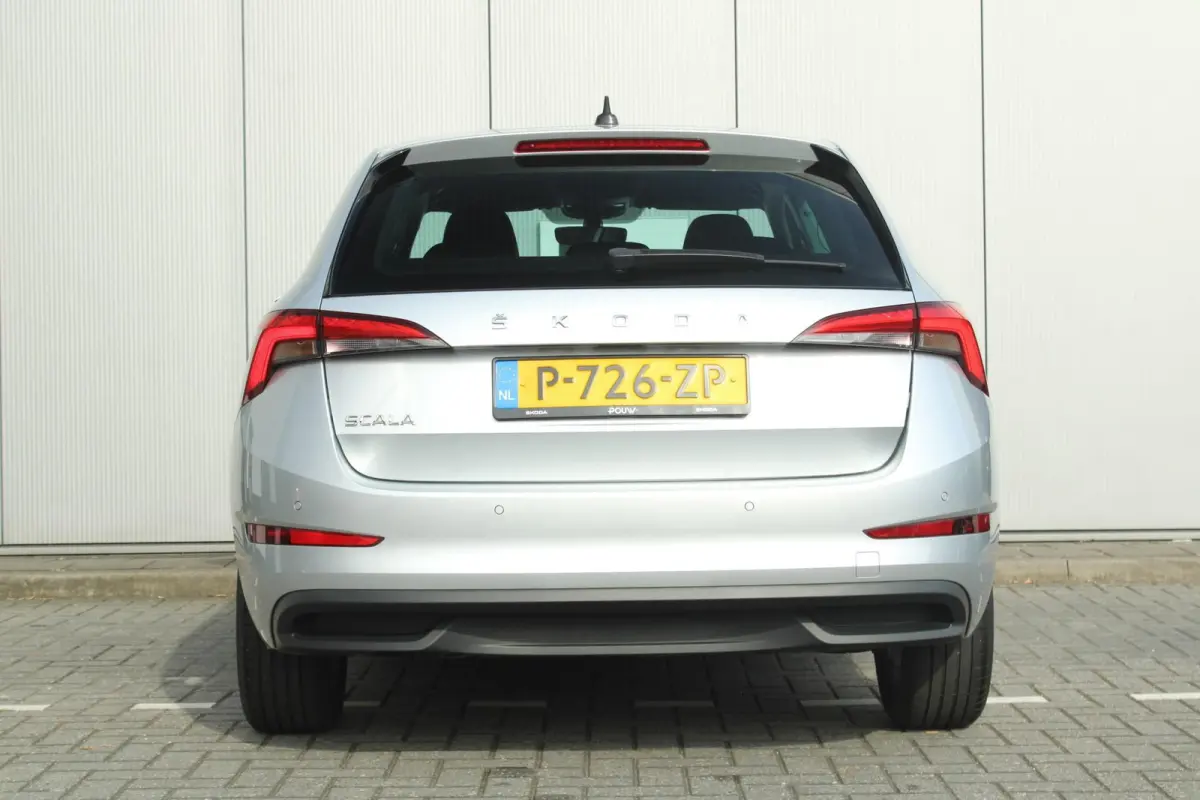1.0 TSI 110pk Ambition | Cruise Control | Airco | Apple CarPlay / Android Auto | DAB+