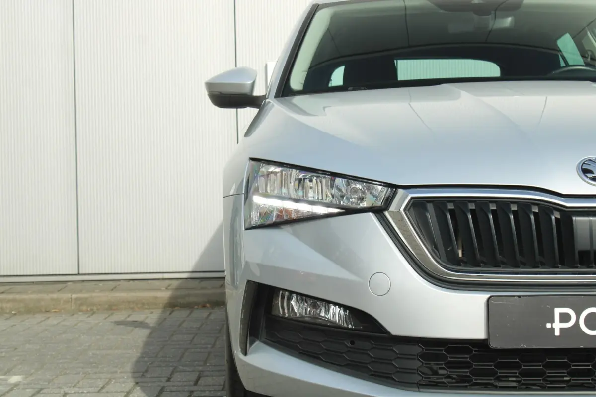1.0 TSI 110pk Ambition | Cruise Control | Airco | Apple CarPlay / Android Auto | DAB+