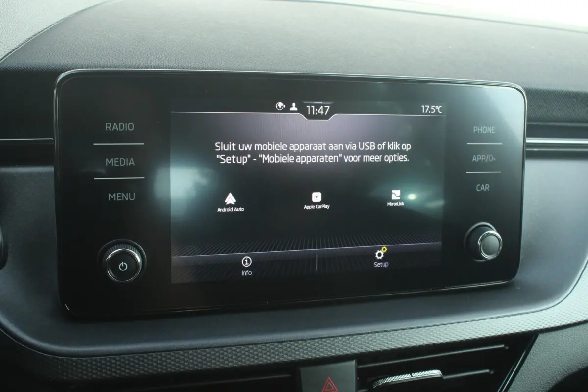 1.0 TSI 110pk Ambition | Cruise Control | Airco | Apple CarPlay / Android Auto | DAB+