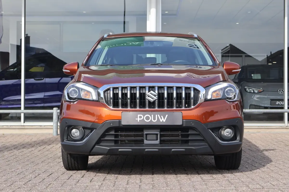 1.0 Boosterjet 112pk High Executive | Trekhaak | Leder | Camera | Panoramadak | Adaptive Cruise