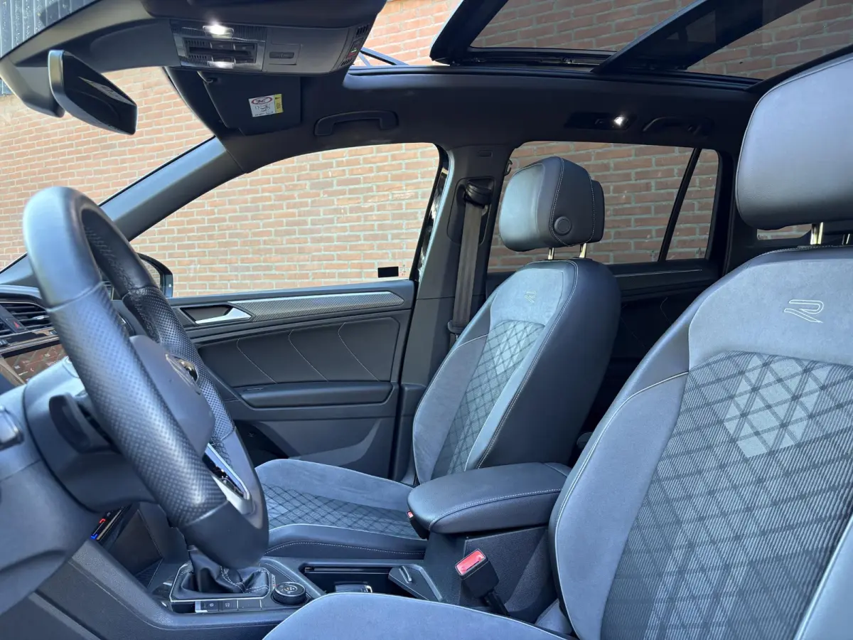 2.0 TSI 4Motion R-Line / Panorama