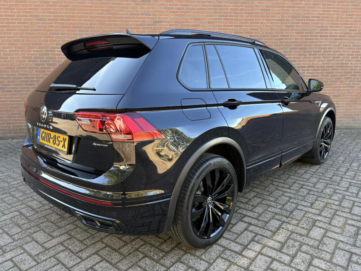 2.0 TSI 4Motion R-Line / Panorama