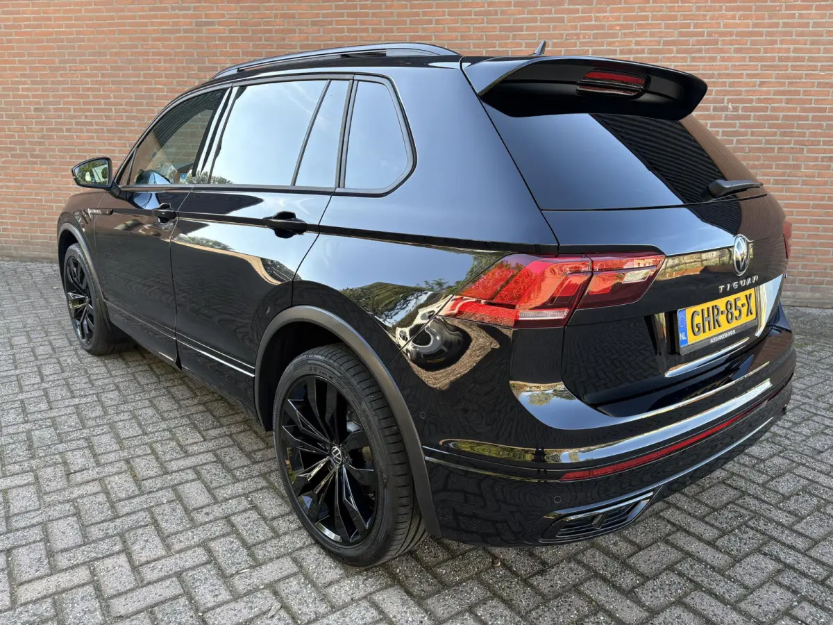 2.0 TSI 4Motion R-Line / Panorama